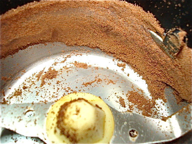 Solid cocoa powder