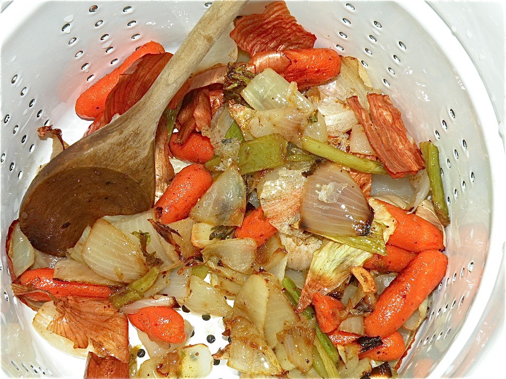 Basic Homemade Chicken Stock at The Hungry Mouse