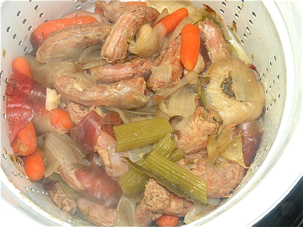 Basic Homemade Chicken Stock at The Hungry Mouse