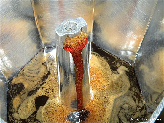 How to make stovetop espresso: Wait for your espresso to brew