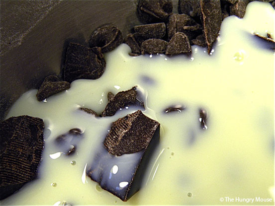 Easy Dark Chocolate & Walnut Fudge at The Hungry Mouse