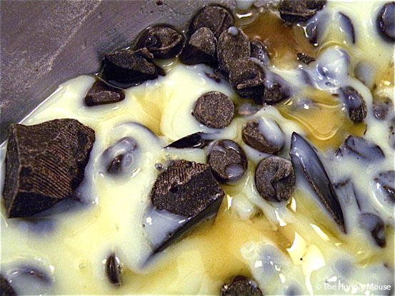 Easy Dark Chocolate & Walnut Fudge at The Hungry Mouse