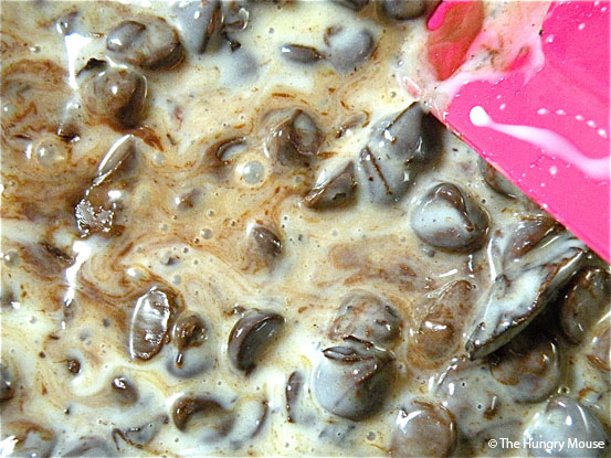 Easy Dark Chocolate & Walnut Fudge at The Hungry Mouse