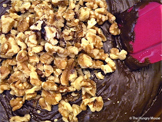 Easy Dark Chocolate & Walnut Fudge at The Hungry Mouse