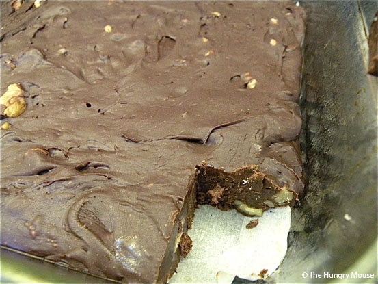 Easy Dark Chocolate & Walnut Fudge at The Hungry Mouse