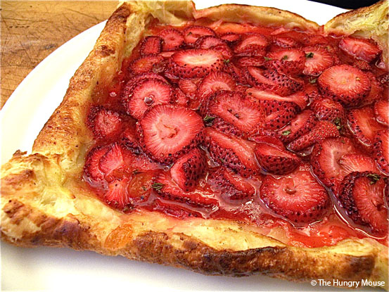 Strawberry Brunch Tarte with Thyme and Black Pepper at The Hungry Mouse Strawberry Brunch Tarte with Thyme and Black Pepper at The Hungry Mouse