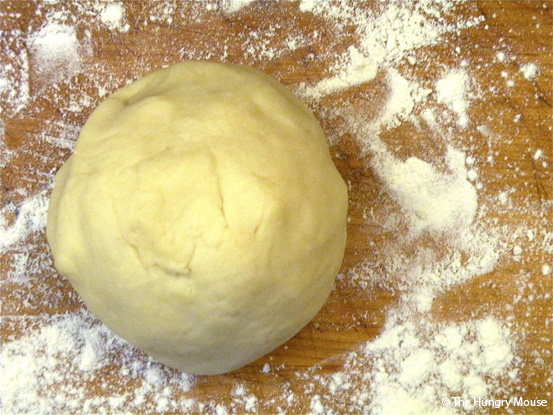 Basic Cooking: How to Make a Blueberry Pie at The Hungry Mouse