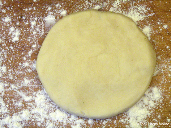 Basic Cooking: How to Make a Blueberry Pie at The Hungry Mouse