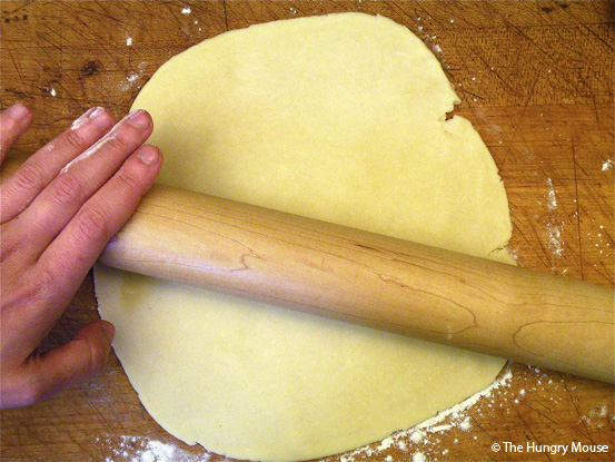 Basic Cooking: How to Make a Blueberry Pie at The Hungry Mouse