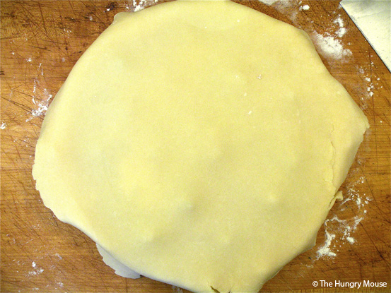 Basic Cooking: How to Make a Blueberry Pie at The Hungry Mouse