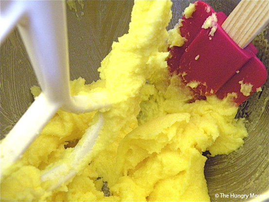How to Make a Boston Cream Pie at The Hungry Mouse
