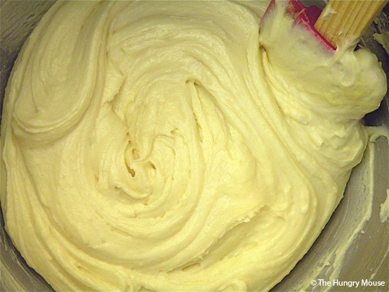 How to Make a Boston Cream Pie at The Hungry Mouse