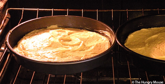 How to Make a Boston Cream Pie at The Hungry Mouse