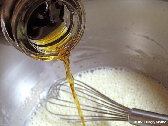 How to Make a Boston Cream Pie at The Hungry Mouse