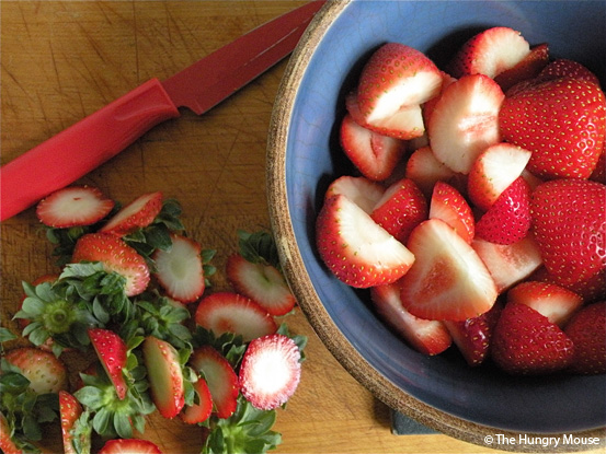 No-Cook Strawberry Ice Cream at The Hungry Mouse