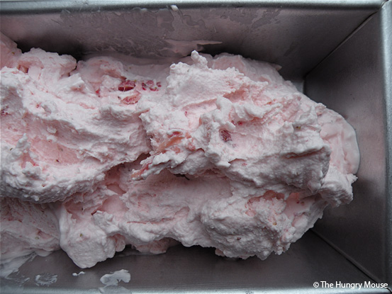 No-Cook Strawberry Ice Cream at The Hungry Mouse