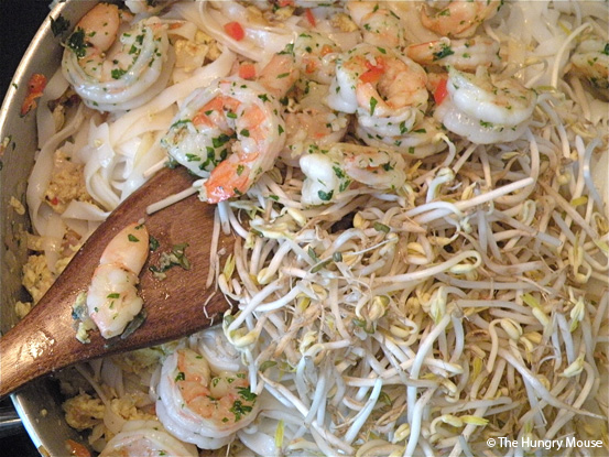 Pad Thai at The Hungry Mouse Pad Thai at The Hungry Mouse