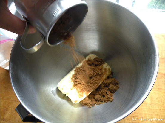 Caramel Fudge Bars with Cinnamon Shortbread Crust at The Hungry Mouse