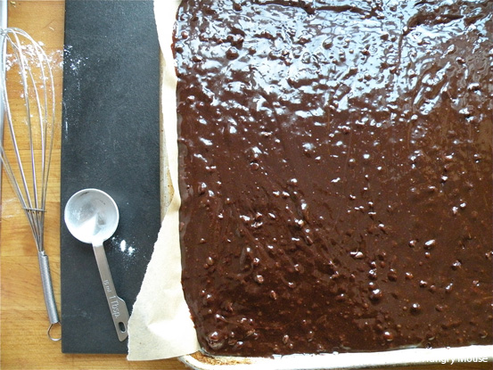 smooth the brownie batter smooth the brownie batter